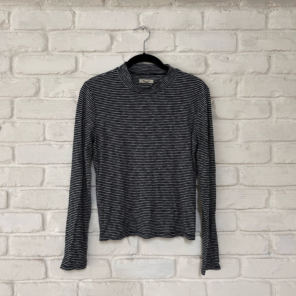 Small long sleeve Madewell top (navy and white striped)